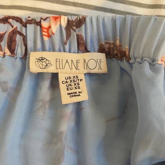 Off the shoulder floral print dress - Picture 3 of 3